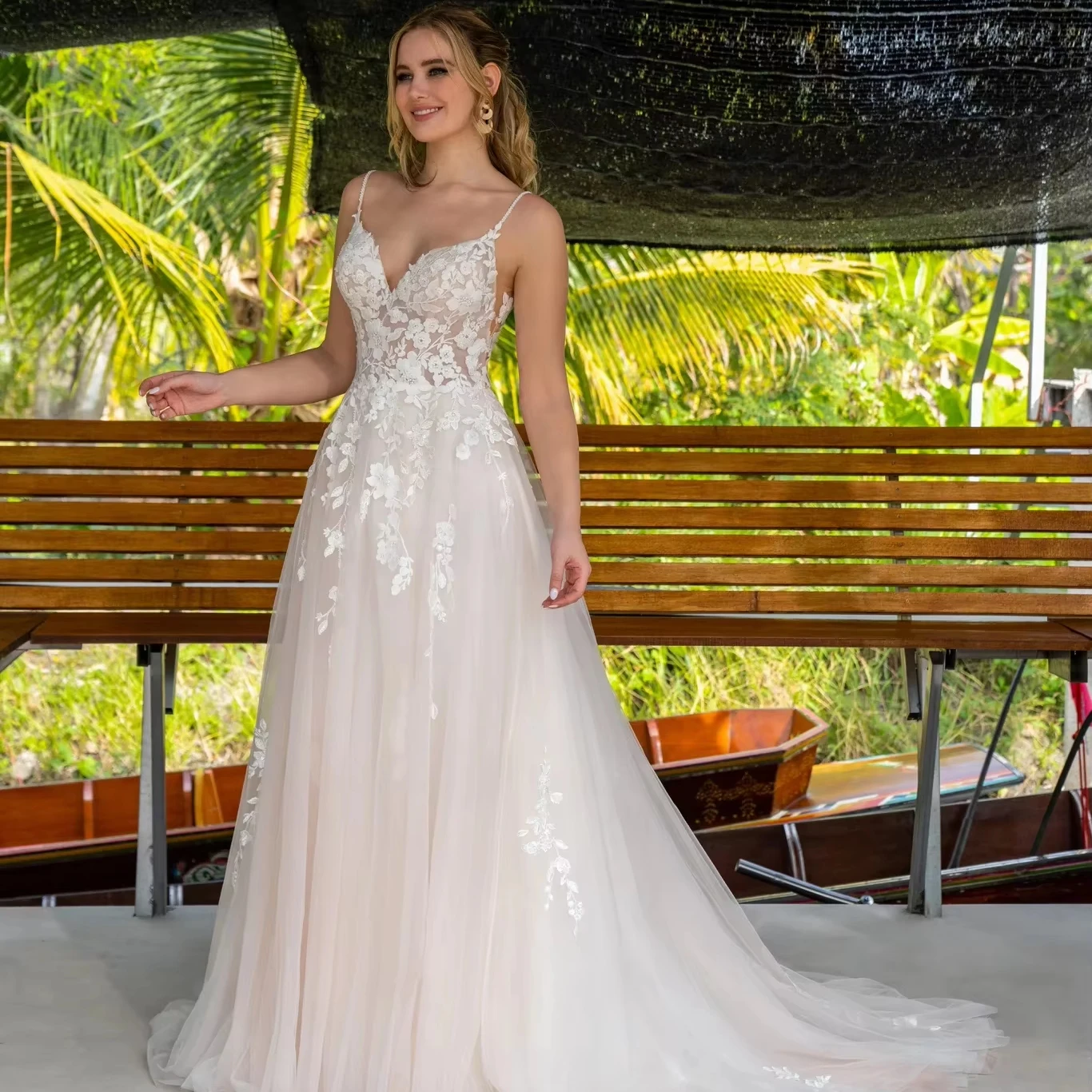 Wedding Dress braces skirt Sleeveless Bride Dress Simple Style