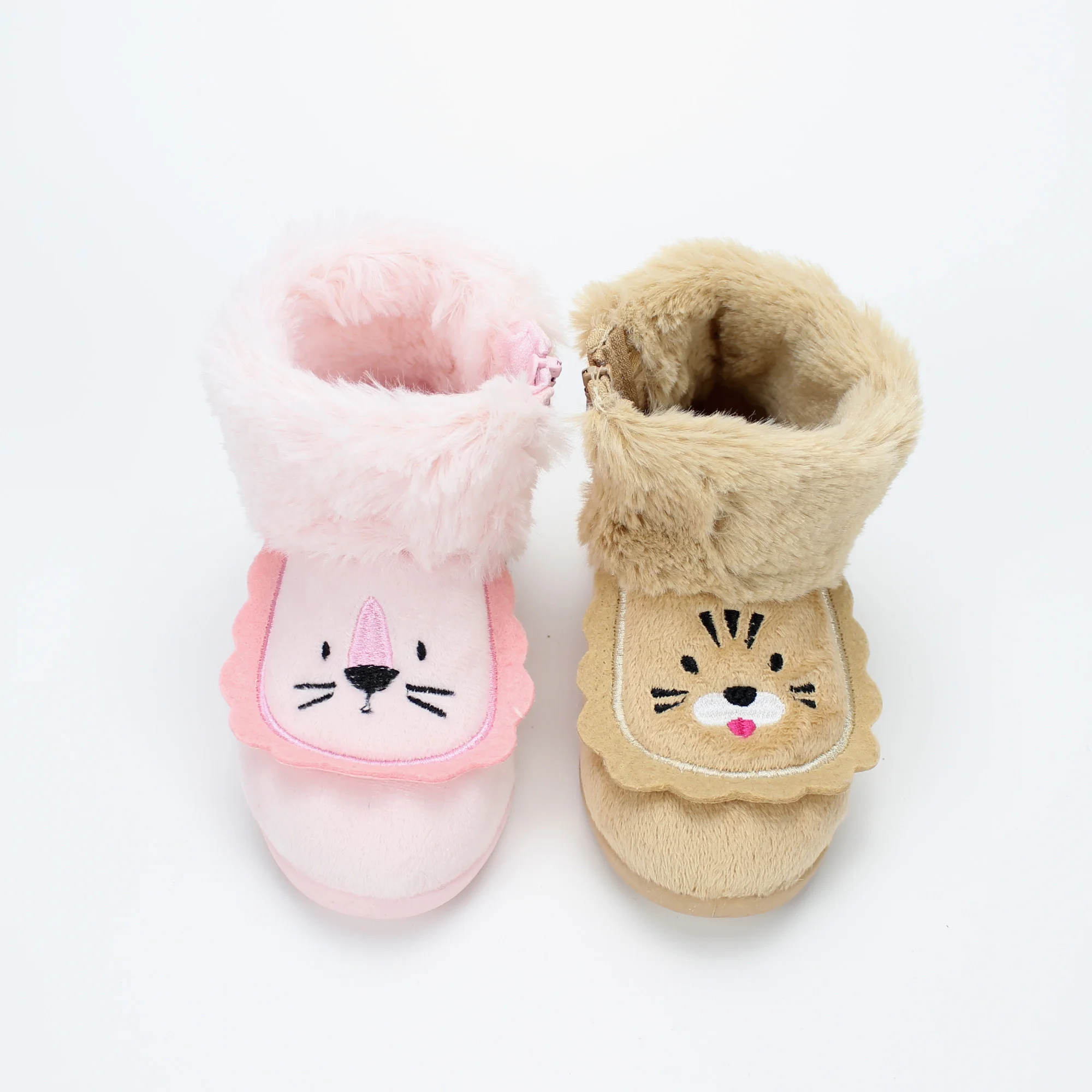 
Amazon hot sale 2021 lovely cartoon lion design pink yellow soft antislip unisex winter indoor baby slipper boot 