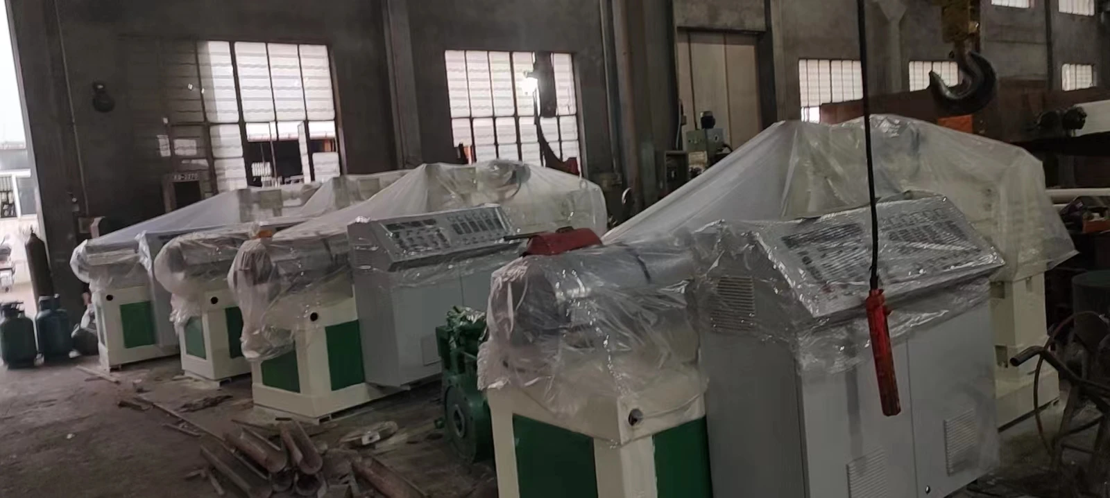 High Quality Conical Twin-Screw Extruder machine or Plastic Extrusion production line