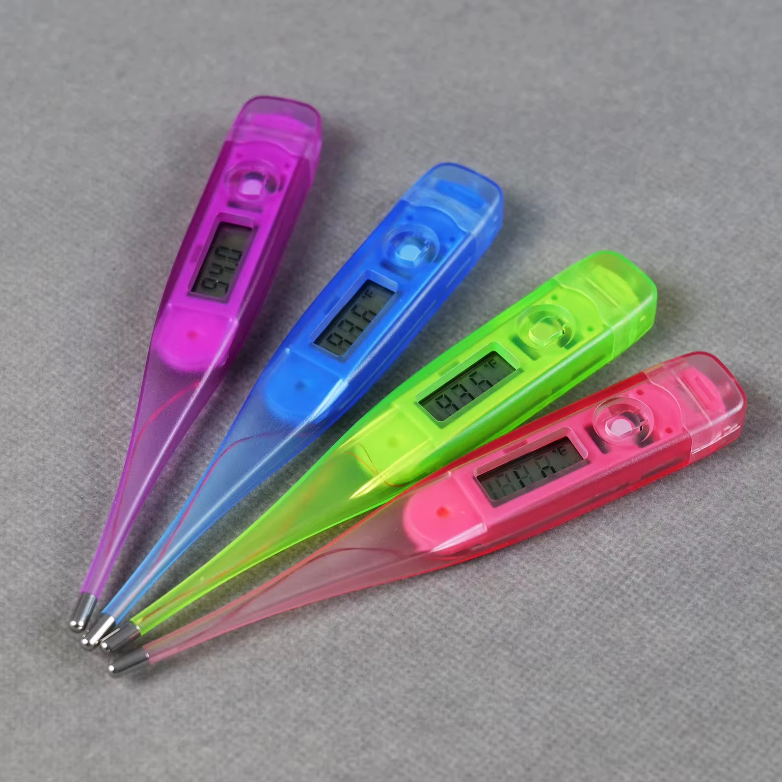 Low cost transparent body accurate fever read waterproof medical digital thermometer for home use