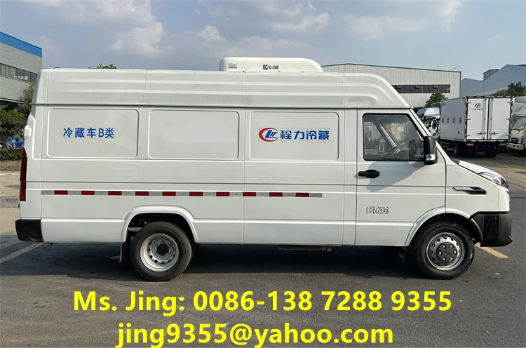 I-VECO 4x2 122HP От 2 до 3 лет вакцина транспортная морозильная камера фургон мини-холодильник автомобиль для продажи