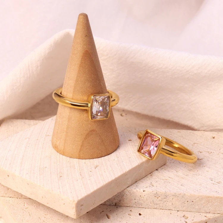 Waterproof High Quality Stainless Rings Gemstones Wedding Rings Gold 18k Couple Square Zircon Clear Pink Stone Ring for Gift