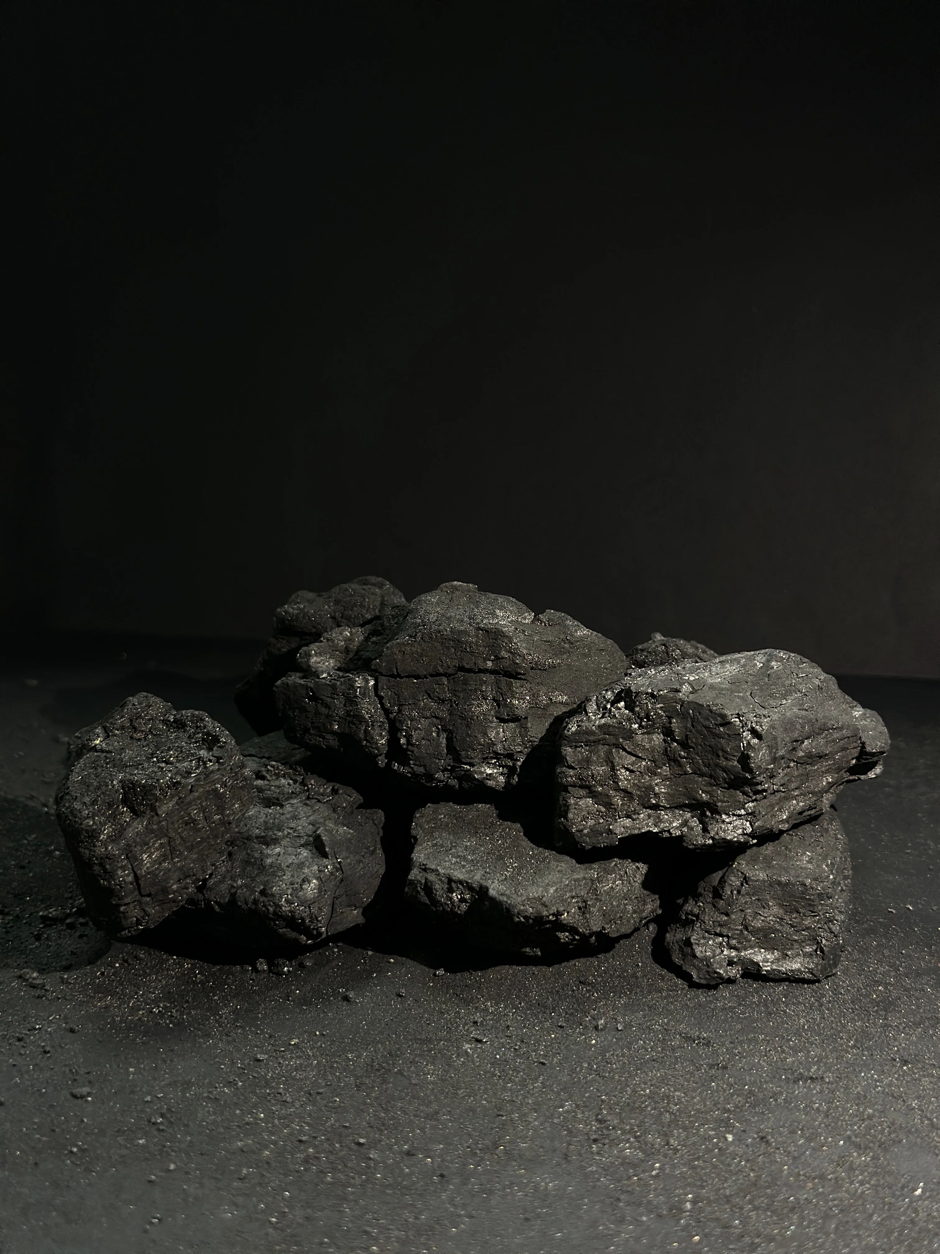 Factory Supply High Quality Low Moisture Half Coke-Semi Coke 85% Min Fixed Carbon for Fuel Use