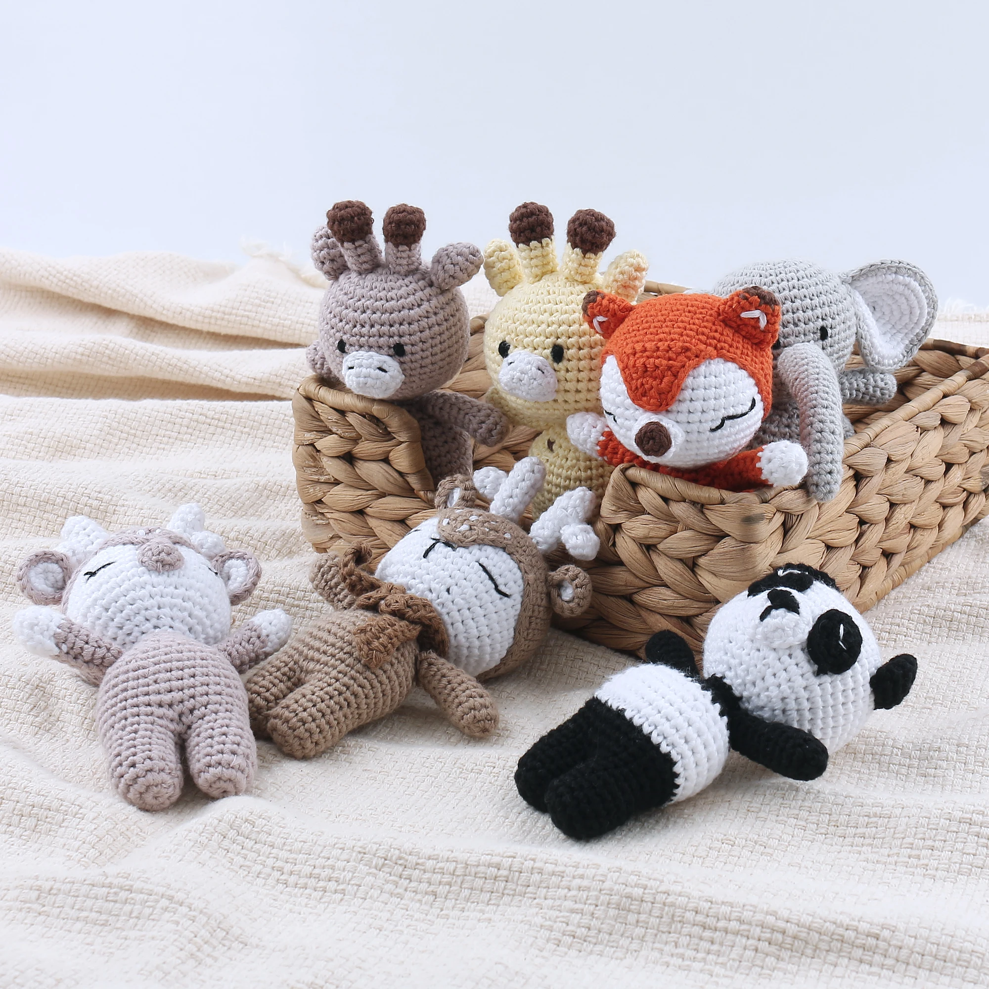 Handworked Yarn Crocheted Animals Toys Custom Amigurumi Knitted Dolls Stuffed Gifts