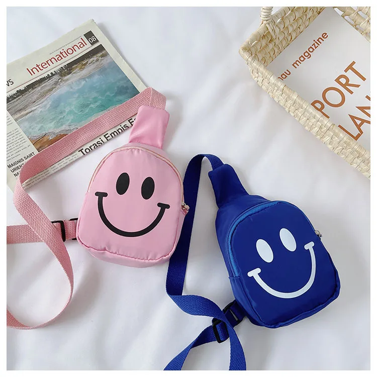 kindergarten kids new lovely girls mini messenger bag boy small child chest purse smile face mini crossbody bag for kids girls