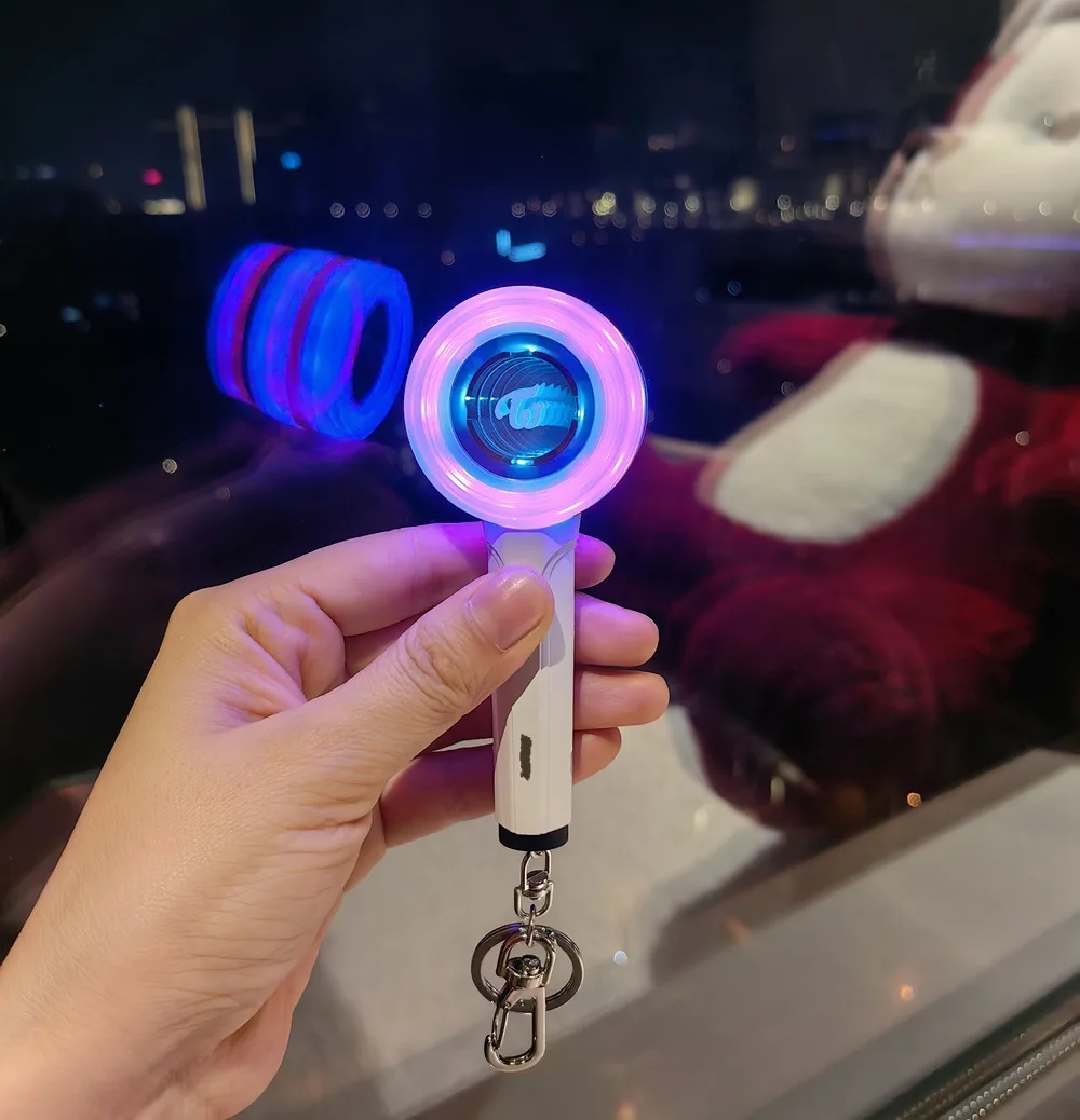 2024 Новое поступление два раза третьего поколения мини-брелок Kpop Fan товар светодиодный брелок