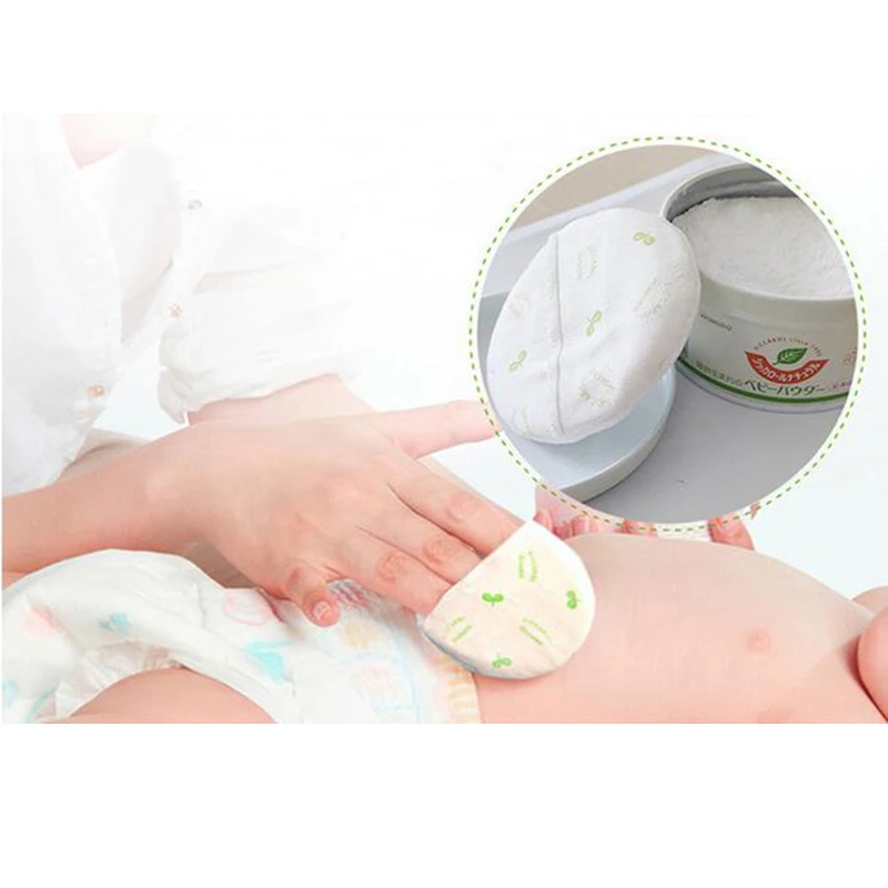 
Wakodo Natural Plant Essence Green Tea Extract Baby Infantile Talcum Powder 