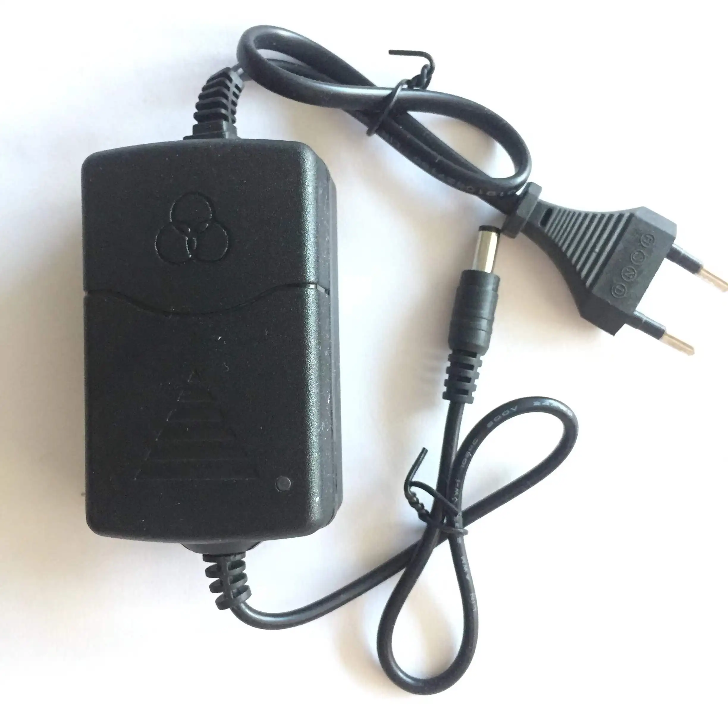 Double wire EU/US/UK/AU Plug Adapter AC 100-240V To DC 12V 2A 2000mA Power Supply 5.5mm x 2.1-2.5mm For CCTV