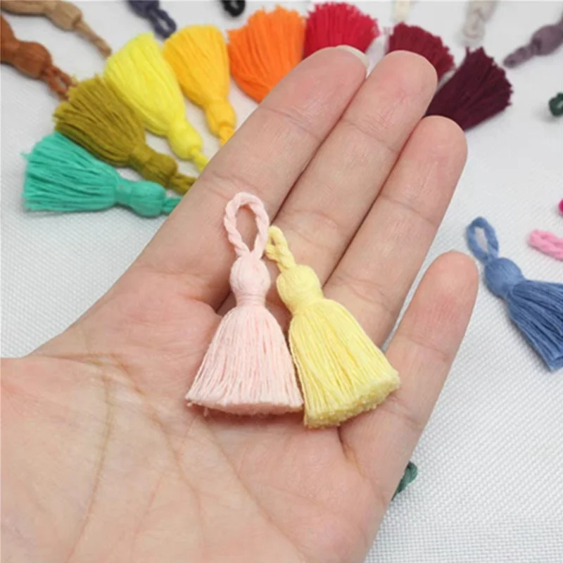 Chuanghua Different Color Cotton Yarn Tassel Earrings Mini Cotton Tassel Charms Tassels For Perfume Bottles