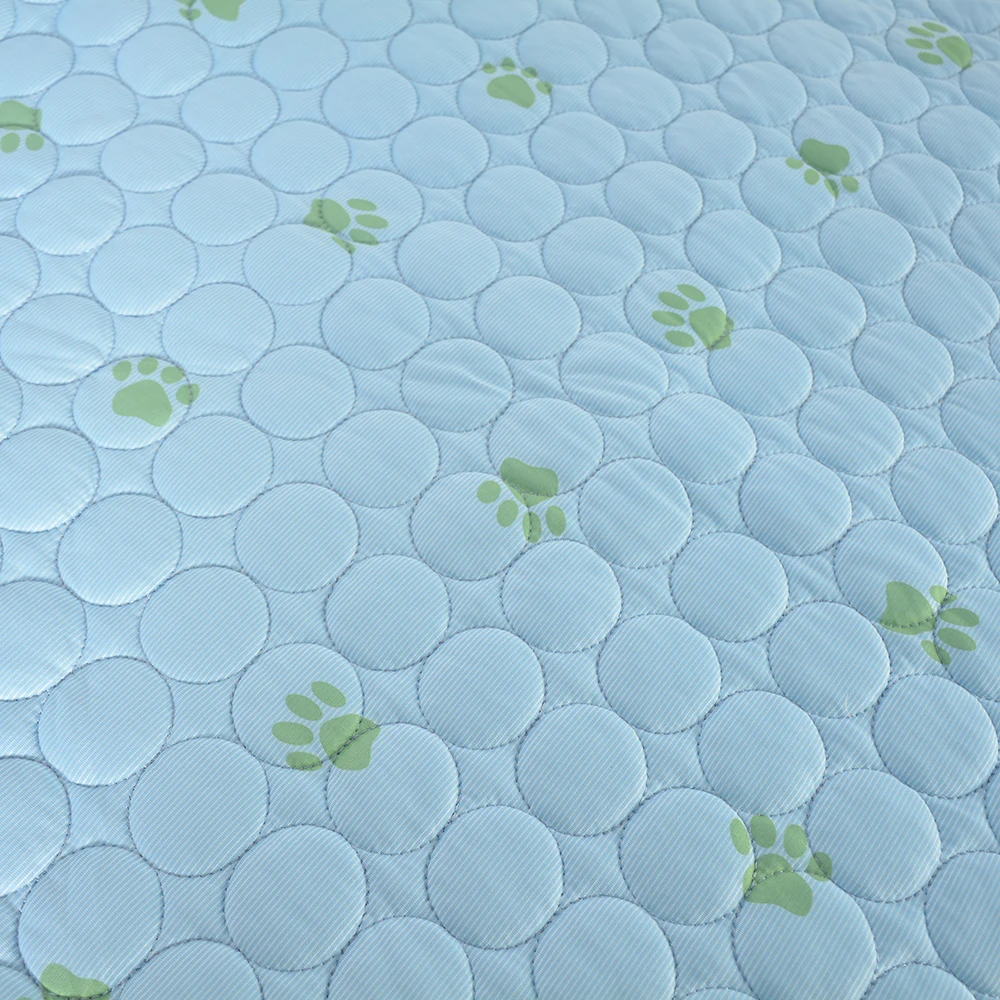 Indoor and Outdoor Dog Cool Mat Ice Silk Foldable and Washable Dog Bed Cooling Carpet for Animals