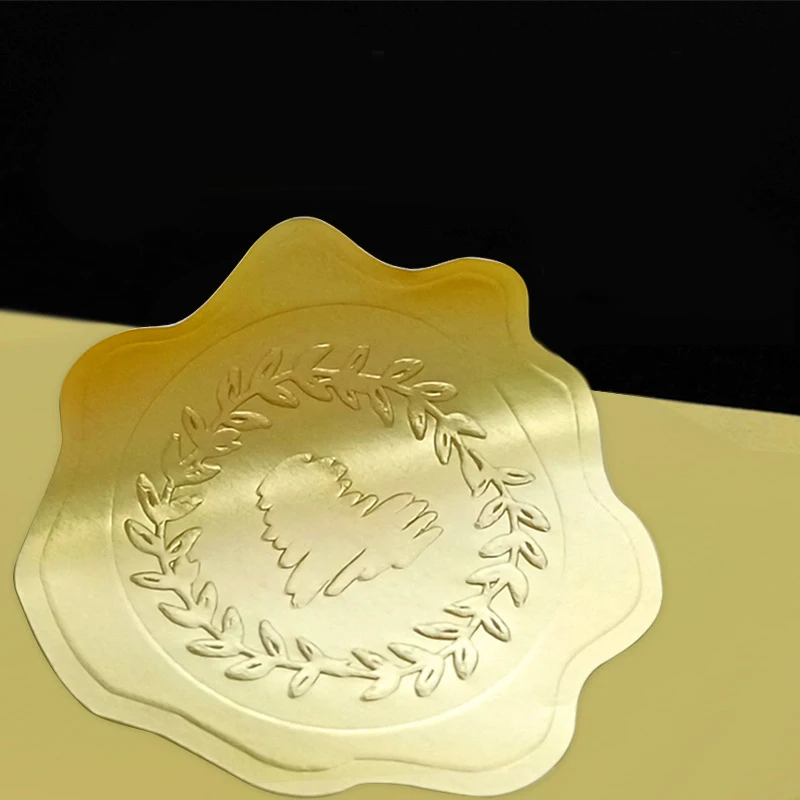 Custom Embossed Gold Foil Adhesive Circle Stickers Waterproof Met Logo Labels for Brand Packaging and Craft Printing