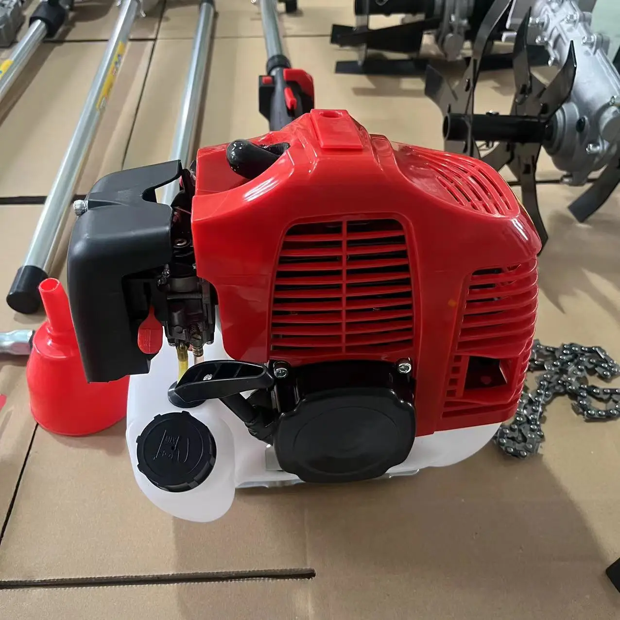 6-in-1 52CC Industrial 2-Stroke Gasoline Power Brush Cutter Multi-Purpose for Grass Cutting Metal Blade with Carburetor