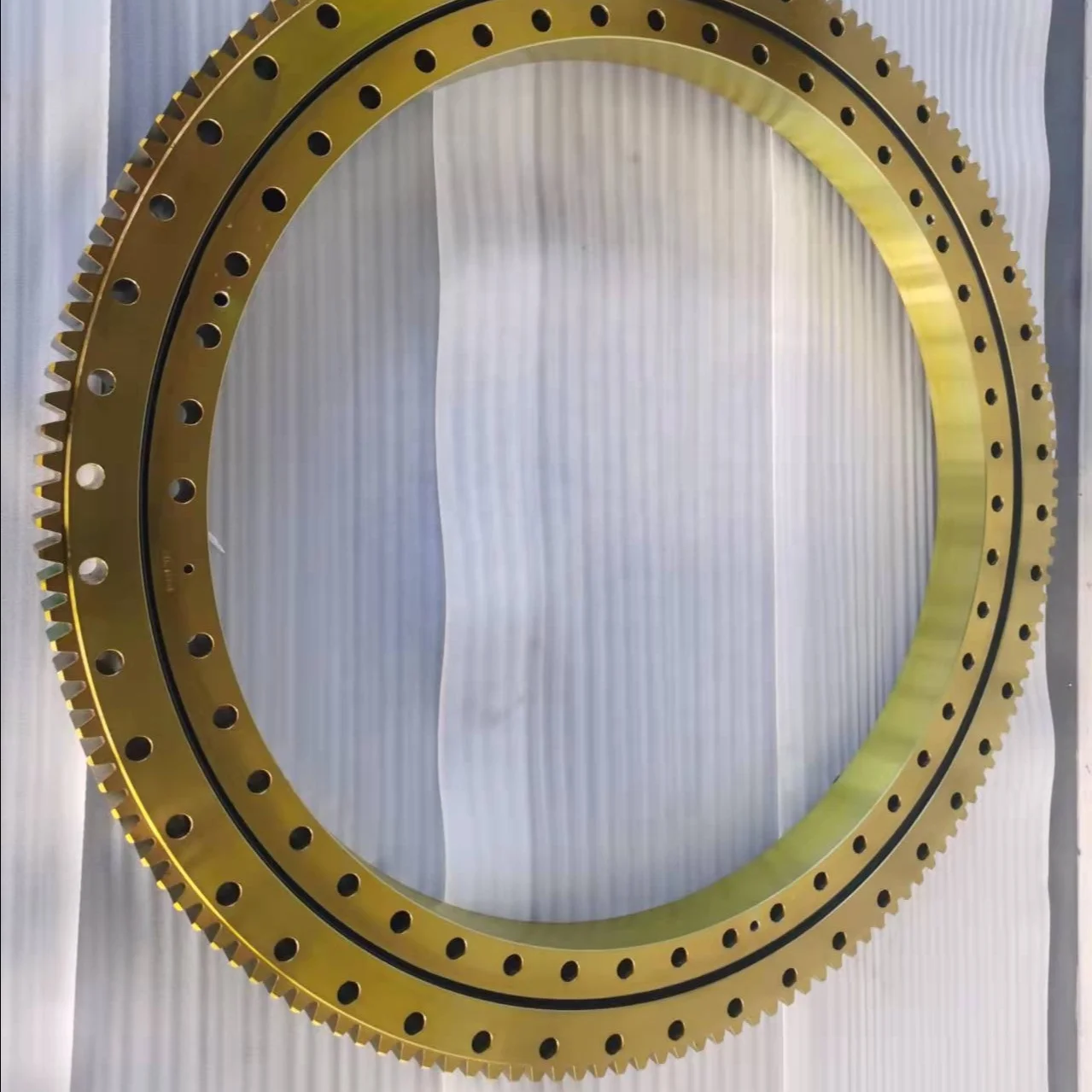 Crossed Roller Bearing  for Excavator and Turntable Ball Bearing Slewing Rings
