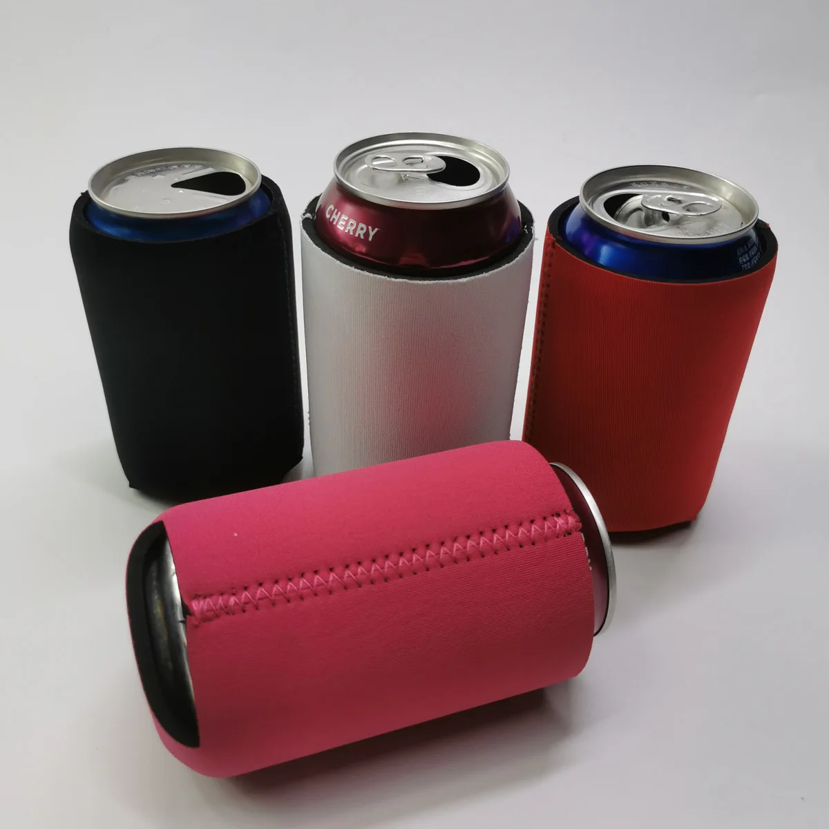 Wholesale Reusable Standard 330 Ml Blank Neoprene Beer Can Cooler Holder Approving Customized