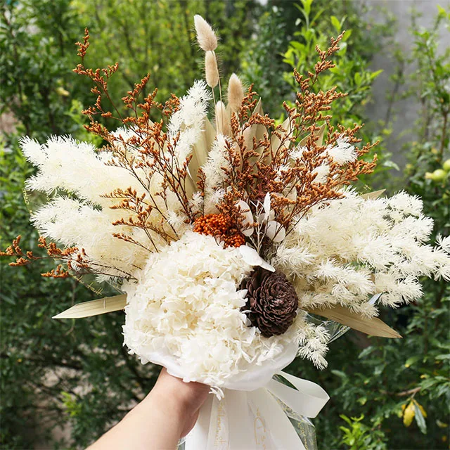 hot selling dried flower pampas grass boho bouquet preserved rose flowers bridal bouquet home wedding decorations