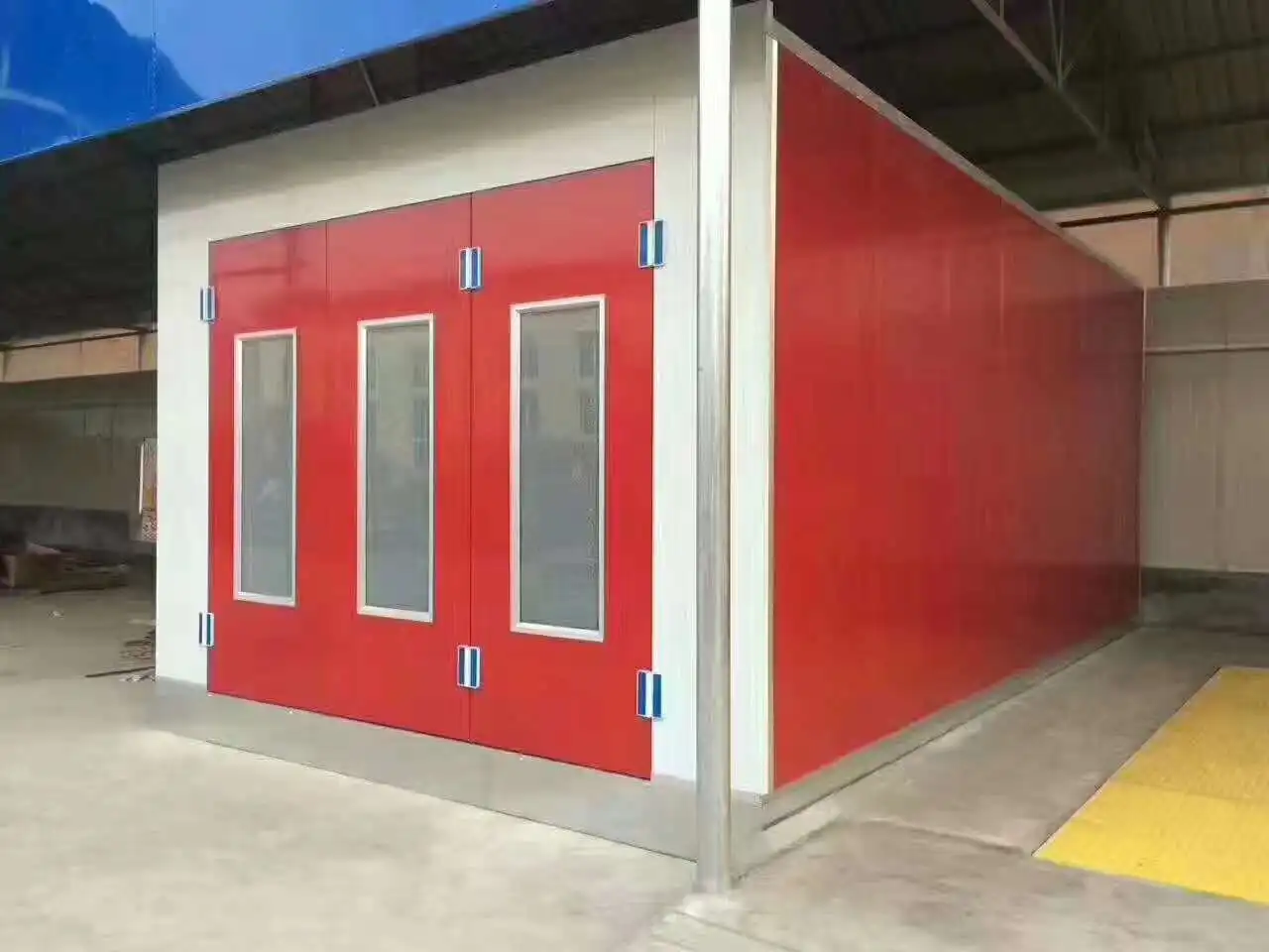 Factory price spray booth painting station car body paint machine for hot sale