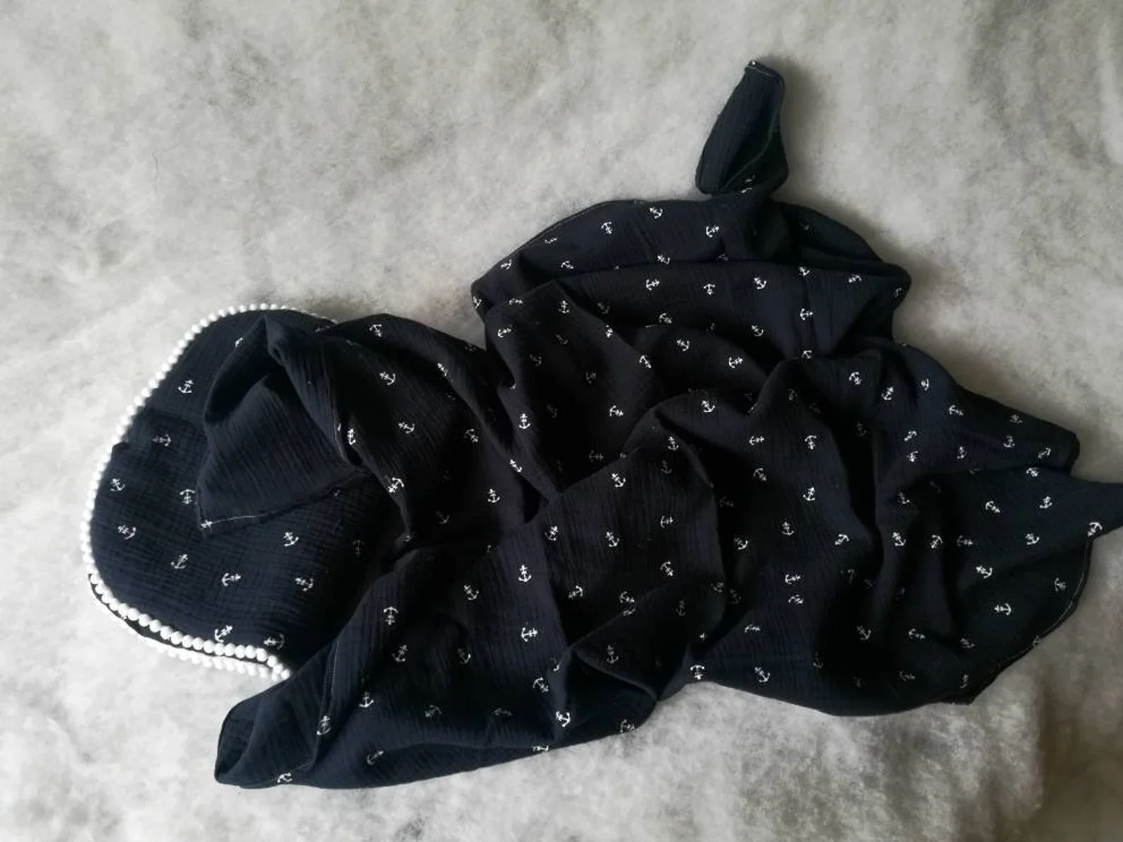 Custom Soft Print Anchor 100*100cm Double Gaze Cotton Blue Pompom Muslin Swaddle Wrap Blanket Gift for Infant Newborn