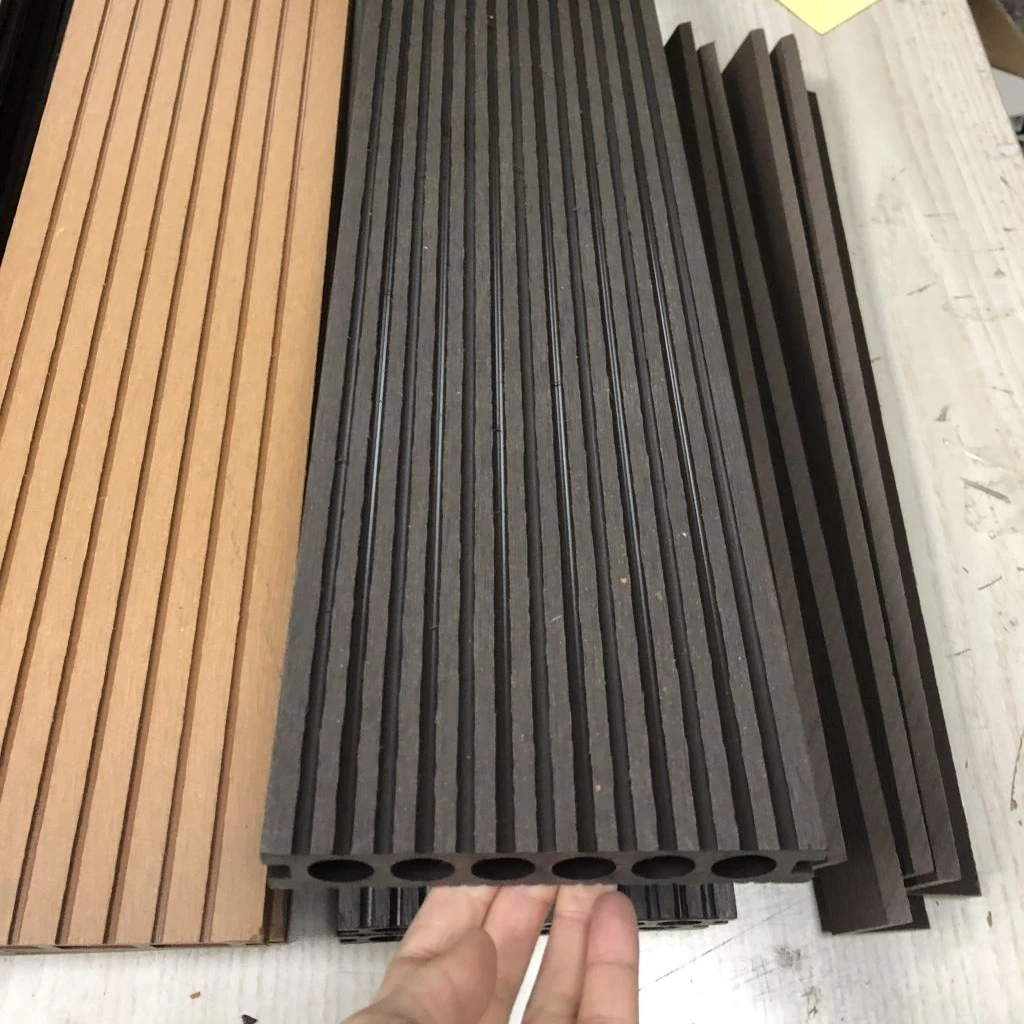 Outdoor wood Floor 3D embossing Wpc Composite Decking Wpc Decking Tiles