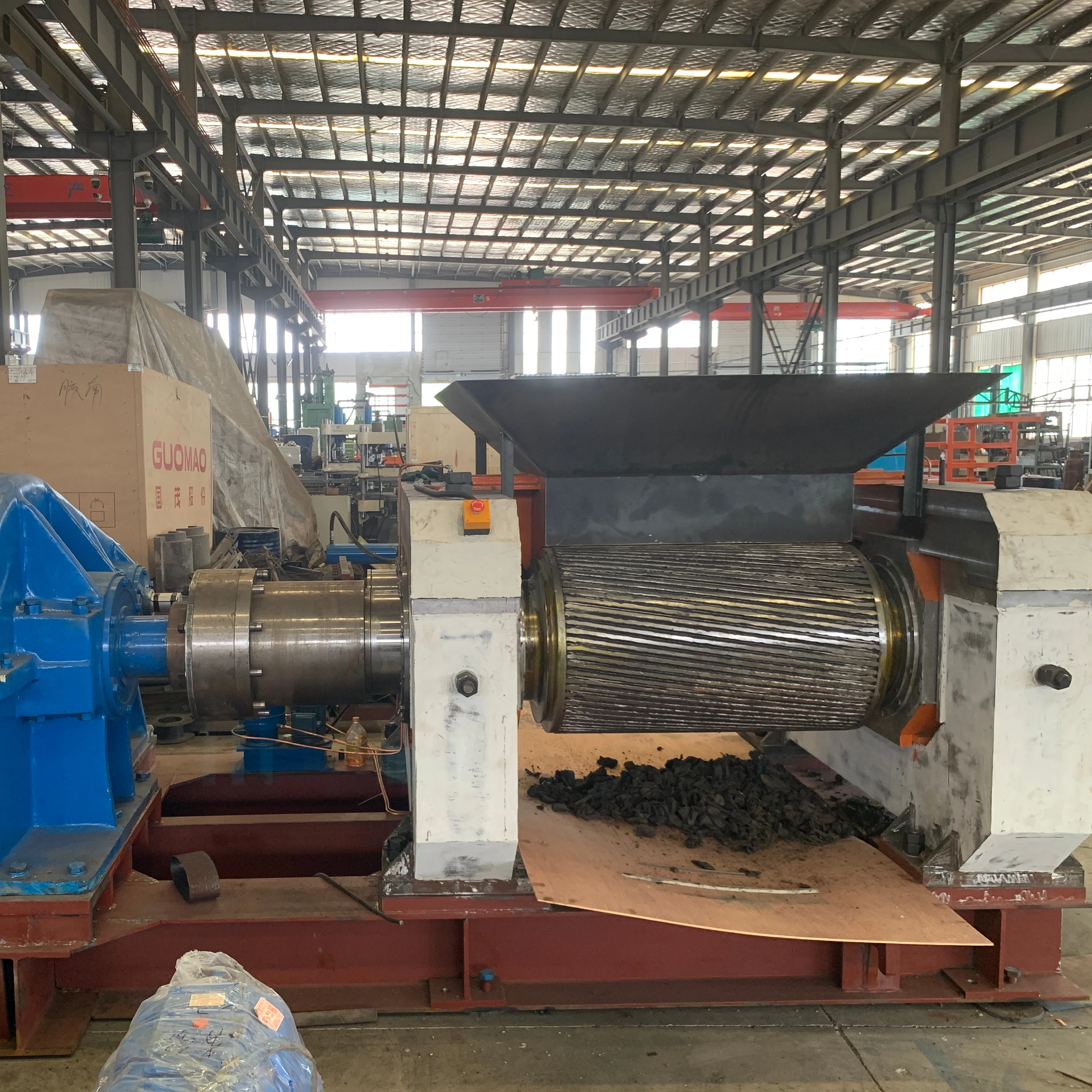 Factory  Commercial Waste small Tire Tyre shredders crusher recycle shredder machine prices used tire shredders machine