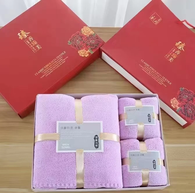 Custom Hot Sell Coral Fleece Towel Gift Box Set High Density Absorbent Soft Coral Fleece Bath Face Towel Promotional Gift Sets