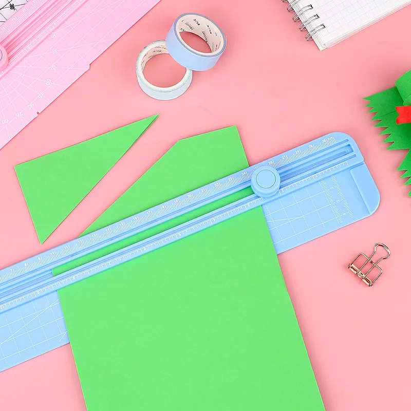 Безопасная и надежная хорошо спроектированная мини-гильотинная машина для резки бумаги для детей