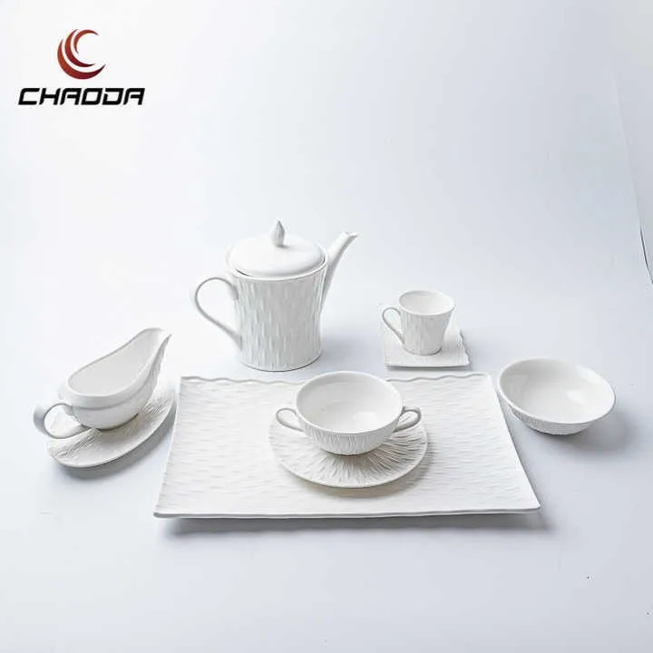 Modern Elegant Ceramic Milk Jug Set Eco-Friendly Porcelain Coffee and Tea Drinkware for Hotels-12pcs MOQ