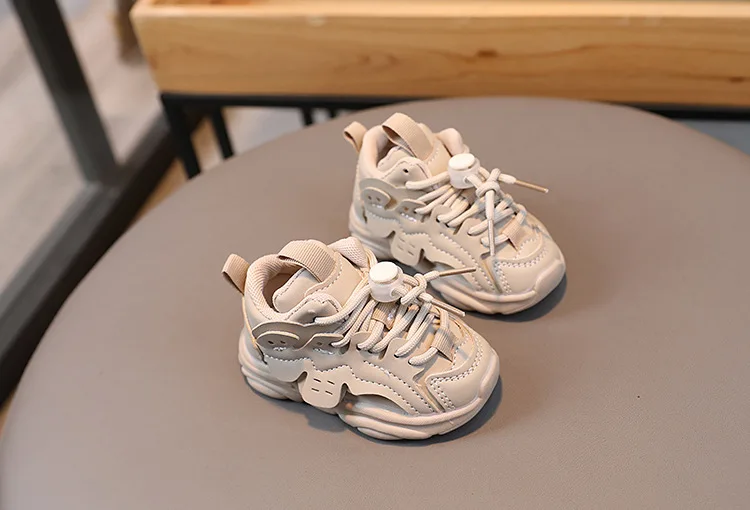 Spring and autumn baby toddler shoes 1 to 2-3 years old children sports shoes non-slip soft sole daddy shoes breathable