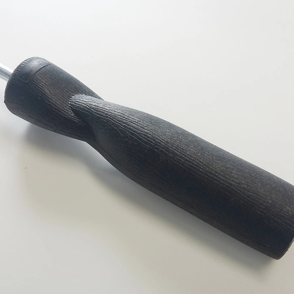 Master D55002 Lightweight and Strong Aluminum Laminating Fiberglass Tools Bubble Paddle Roller