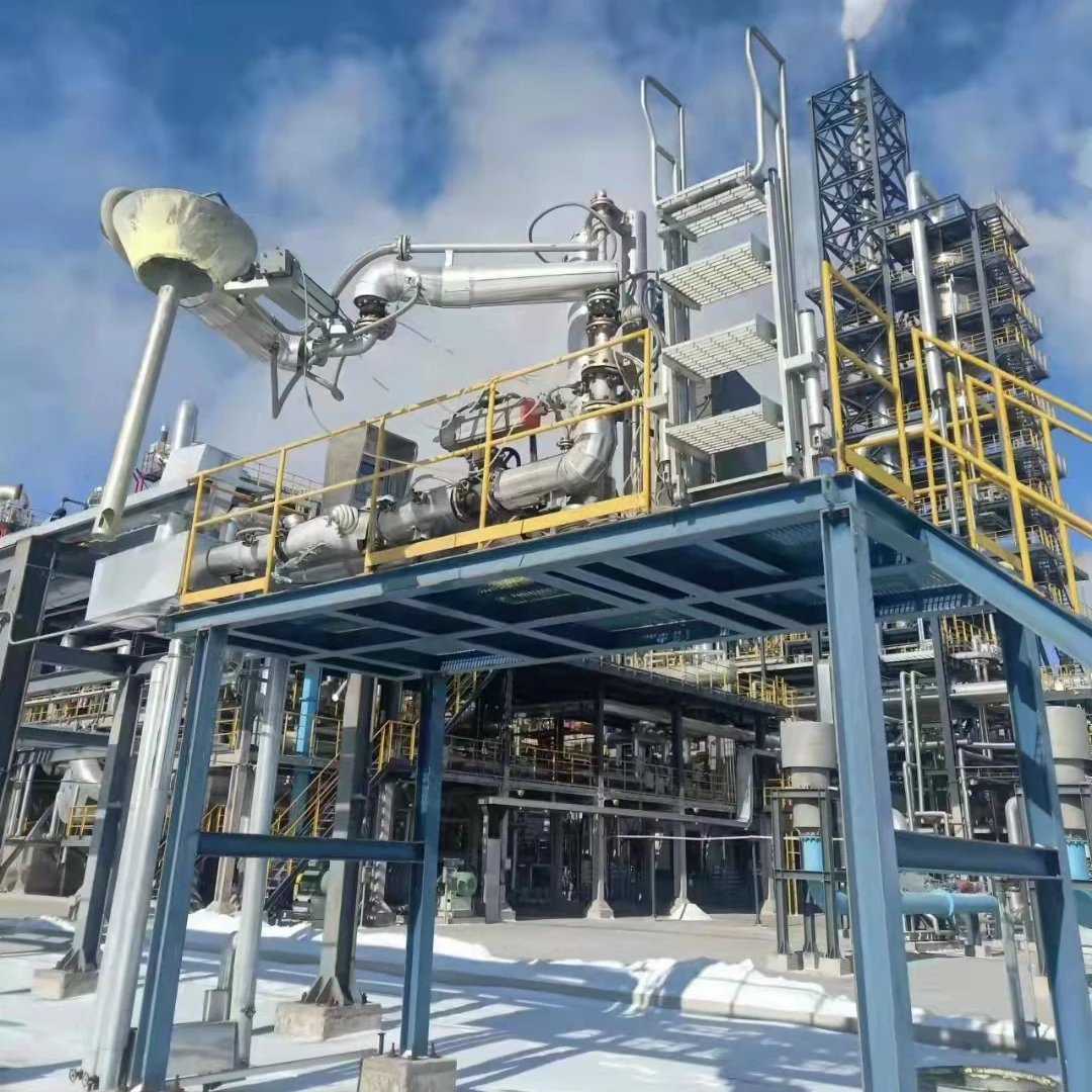 Experienced and highly-skilled  elevated insulated vessel skid mounted with pipeline loading arm folding stair