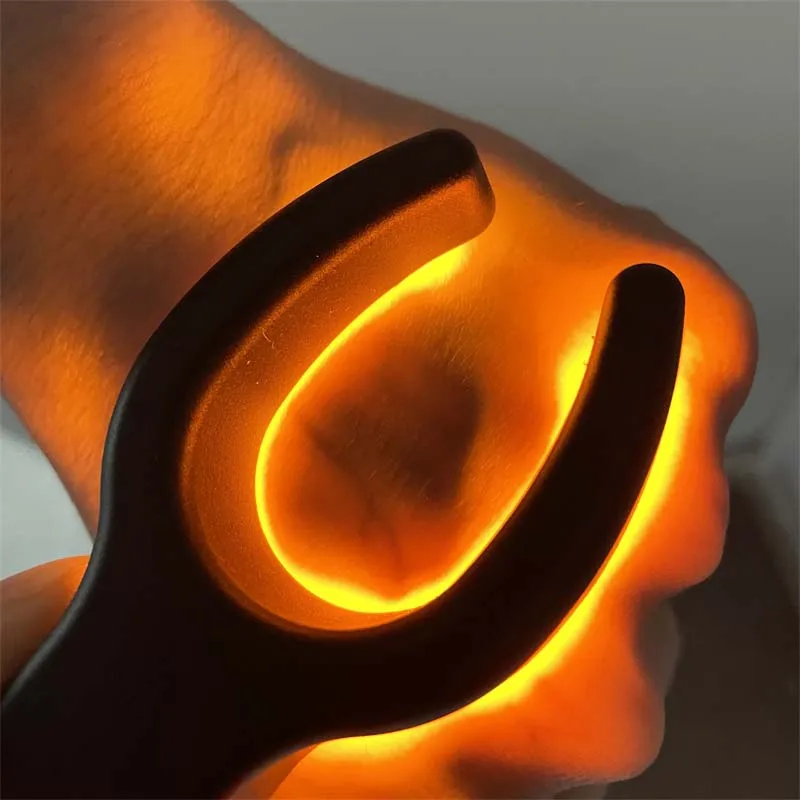 The new design LED vein display finder for vein puncture  blood vessel lamp rechargeable infrared pulse vein finder