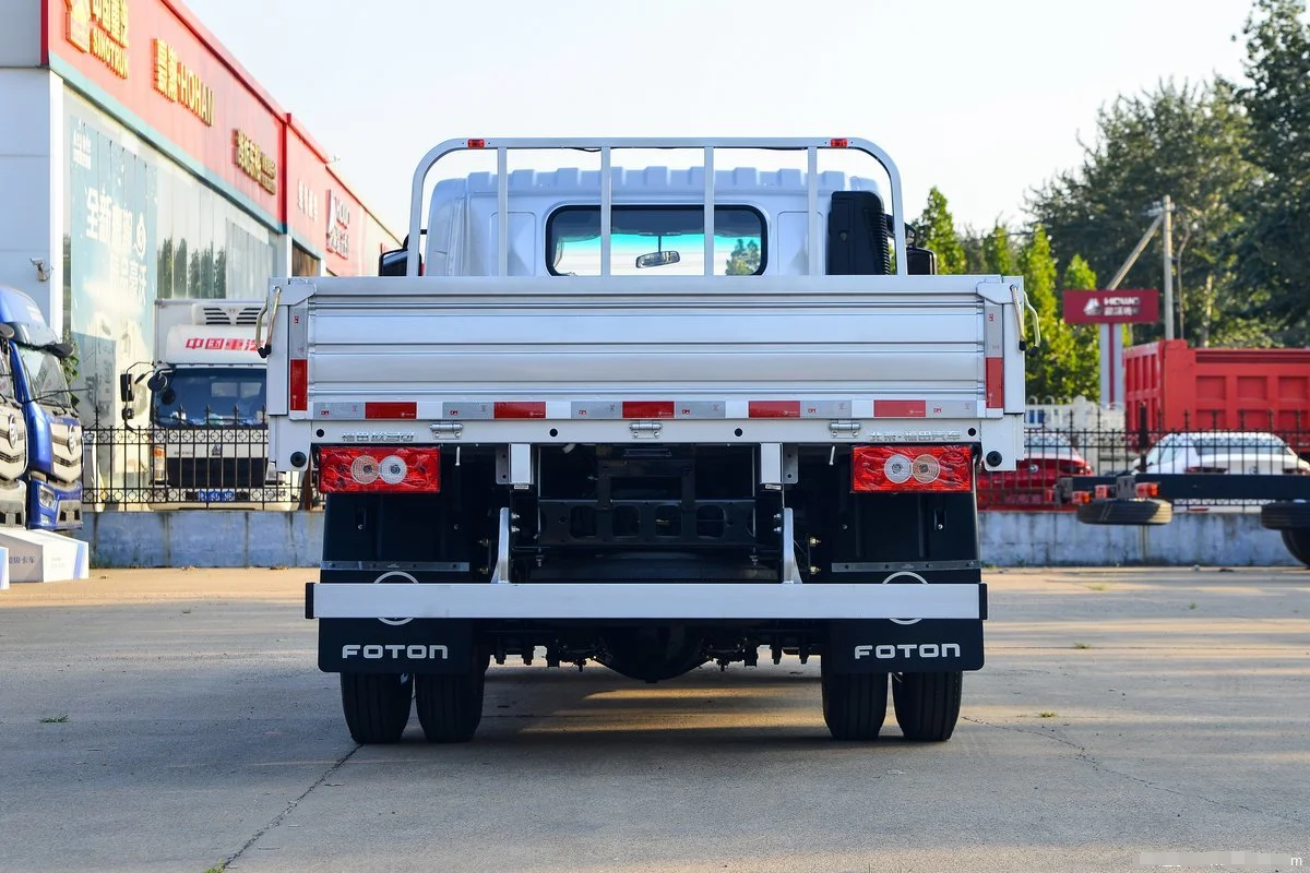 High quality China Foton truck 4x2 Drive form 163hp flatbed cargo truck model BJ1048V9JEA-FM3