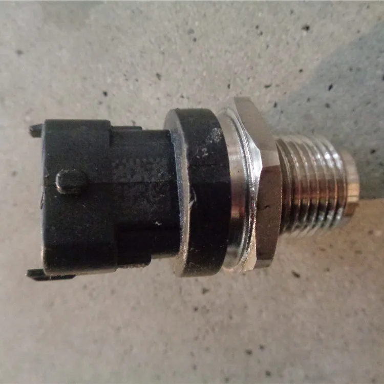  Датчик давления топливной рейки ISDE ISF 5260246