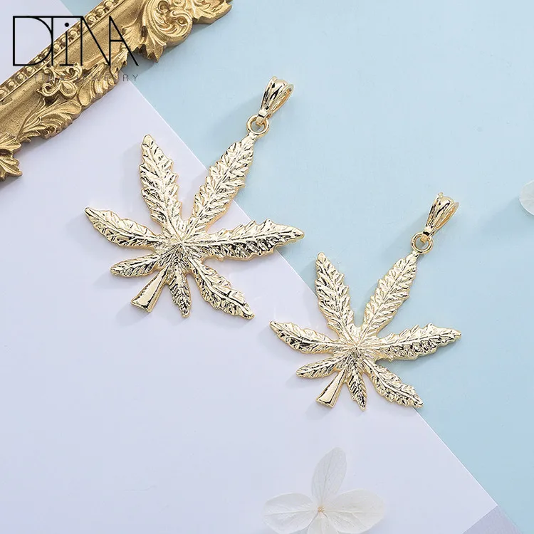 14k rolling gold maple leaf pendant Drug leave jewelry