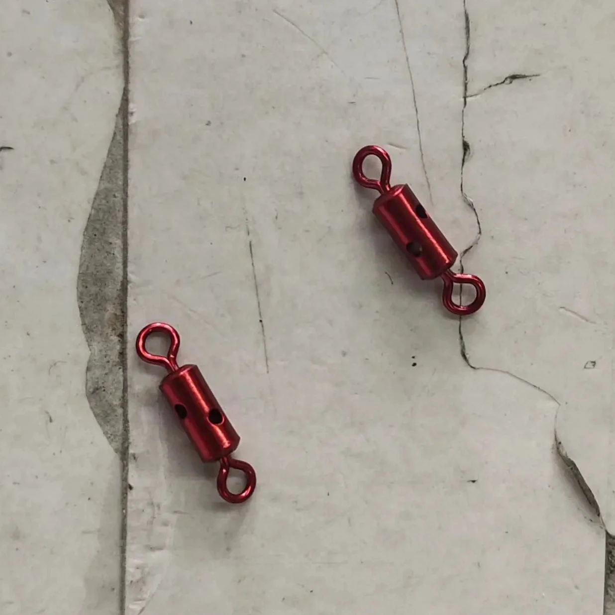 fishing tackle  half handmade big swivel Rolling fishing Swivel long body 4 holes 2 hole swivel