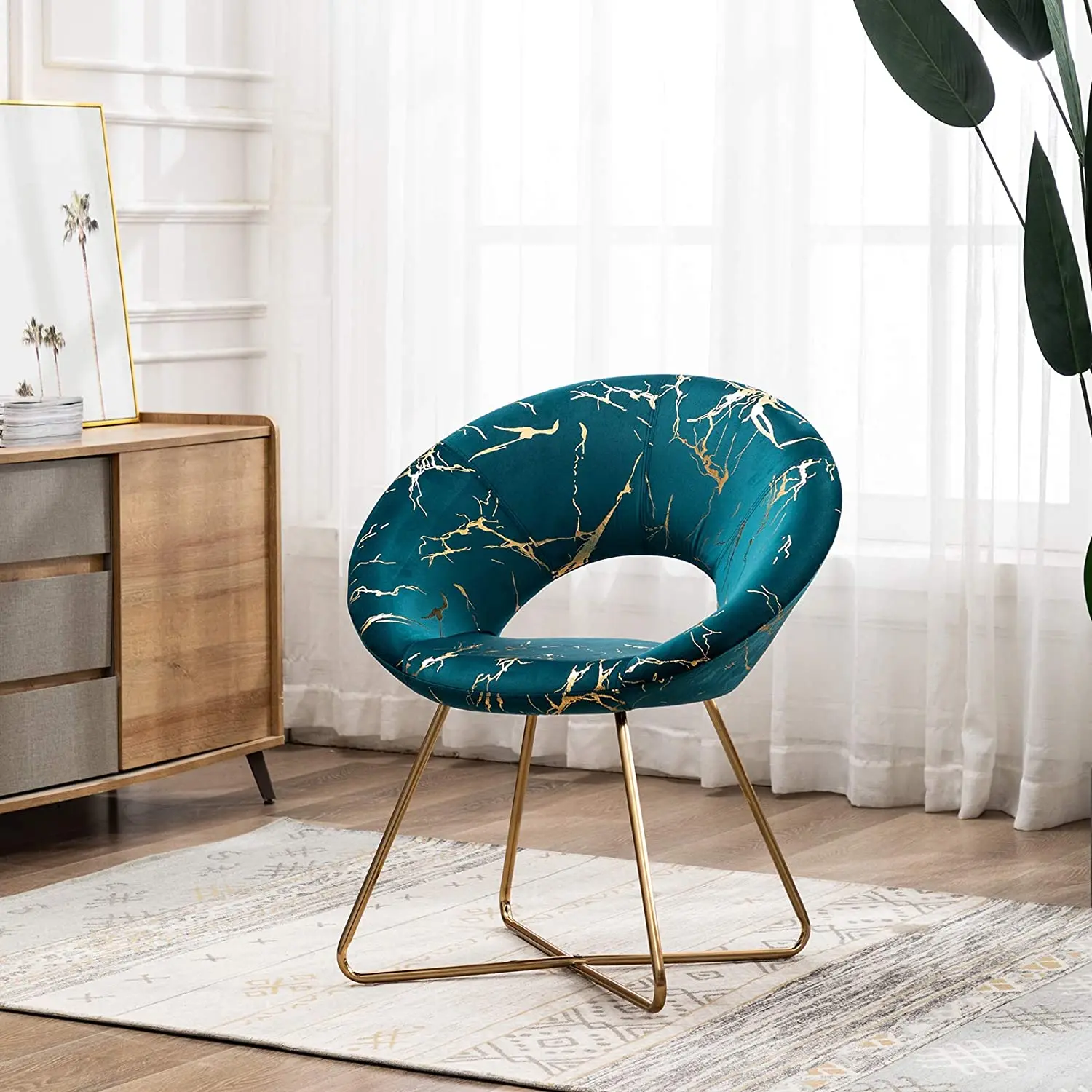 Luxury Nordic cheap popular dining room furniture modern fabric/metal chairs metal legs dining chairs