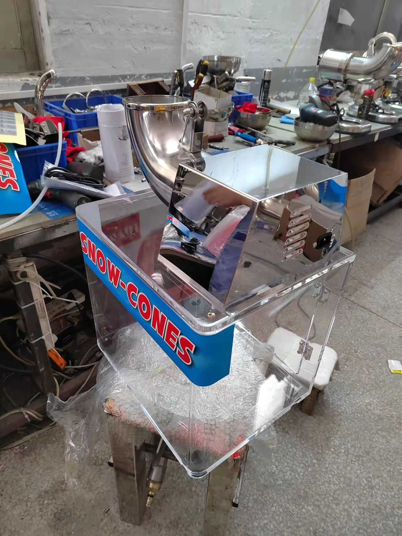 Commercial Ice Shaver Crusher 80 Kg/h Electric Snow Cone Maker Machine Small