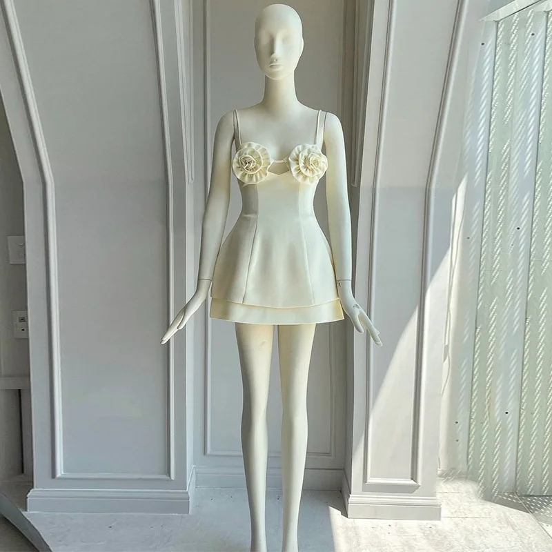 2024 Summer Fashion Design Sense Of Quality White Three Dimensional Flower Sling Top And Mini Skirt 2 Piece Set