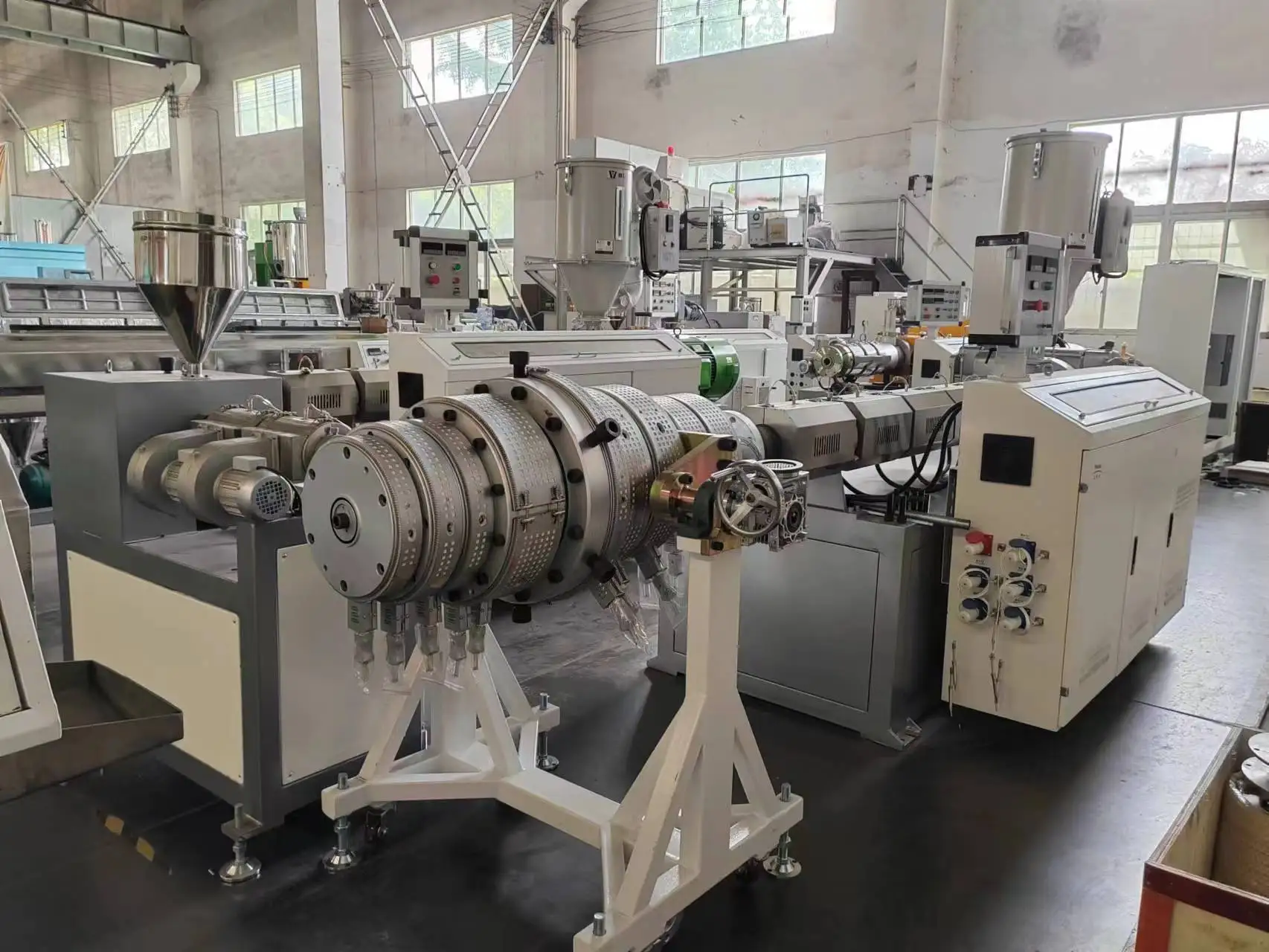 Fosita Plastic PVC PE PPR Pipe Extrusion Making Mold