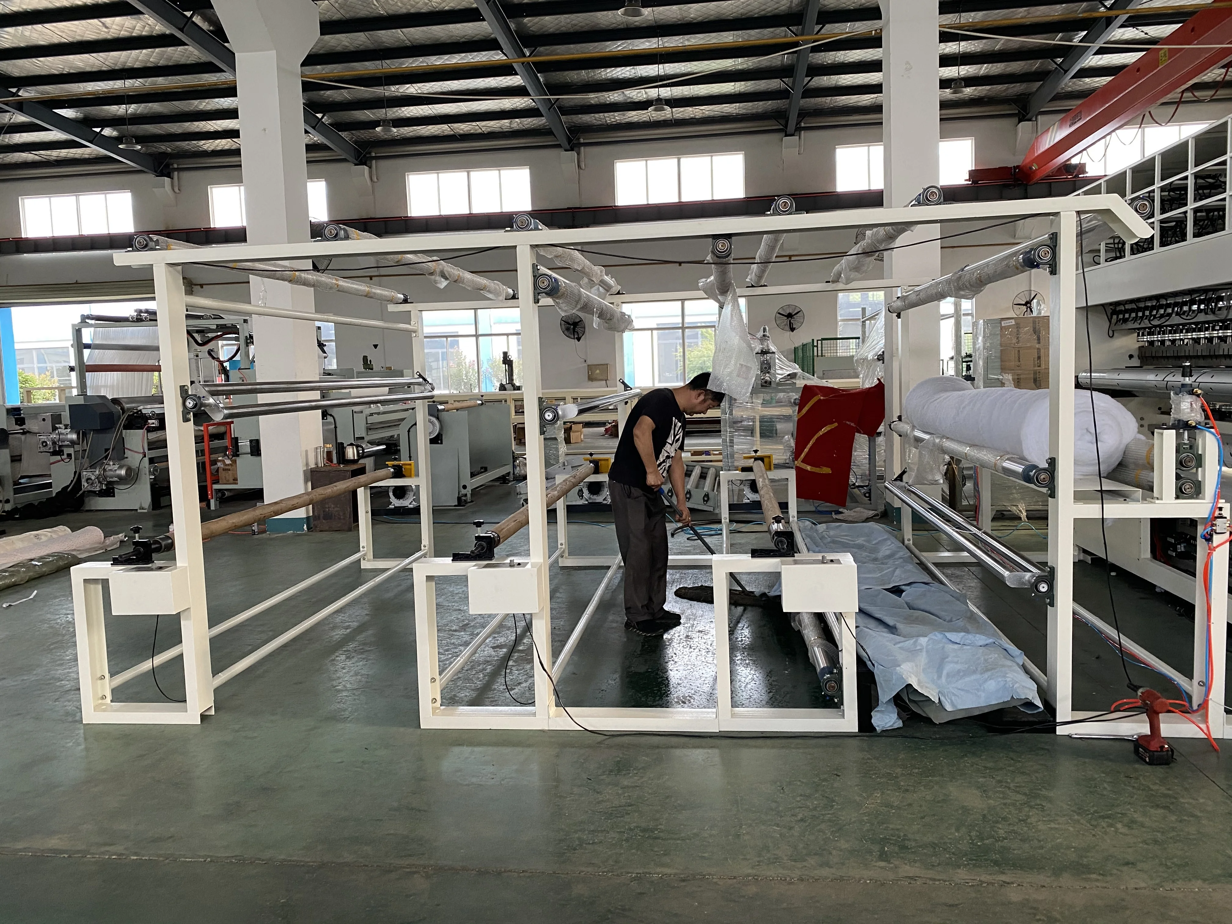 Xiehe-High Quality Custom Ultrasonic Embossing Automatic Quilting Sewing Machine