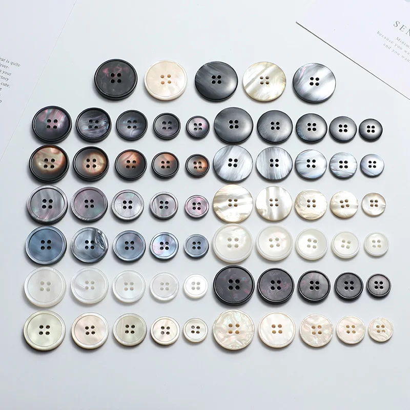 4-Holes Garment Accessory High Quality Jacket Overcoat Plastic Resin Engraved Name LOGO Customize Sewing Buttons