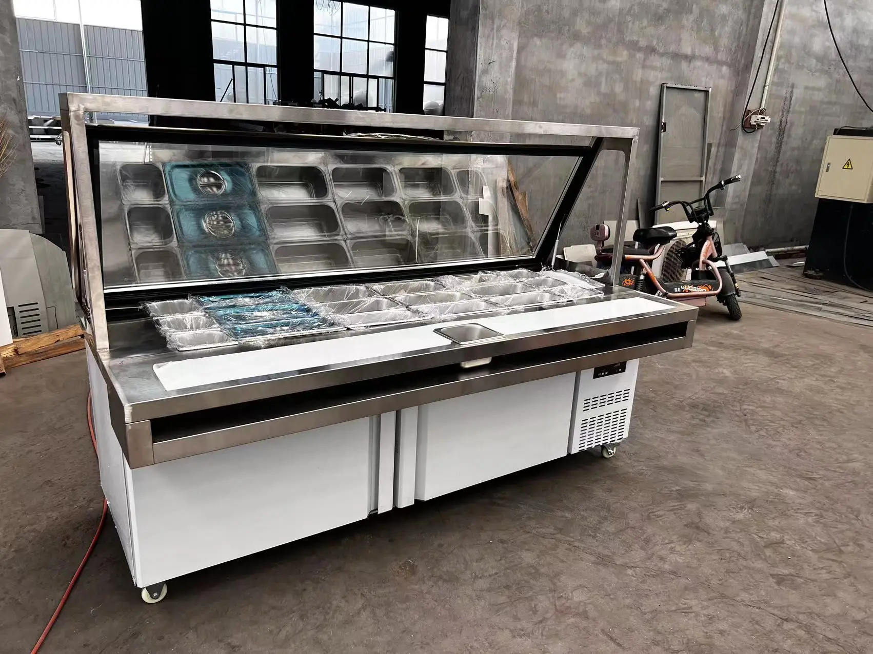 2m Stainless Steel Refrigerated Counters 10-24 Pans Counter Refrigerators Kitchen Salad 220v Compressor Cooling Chiller