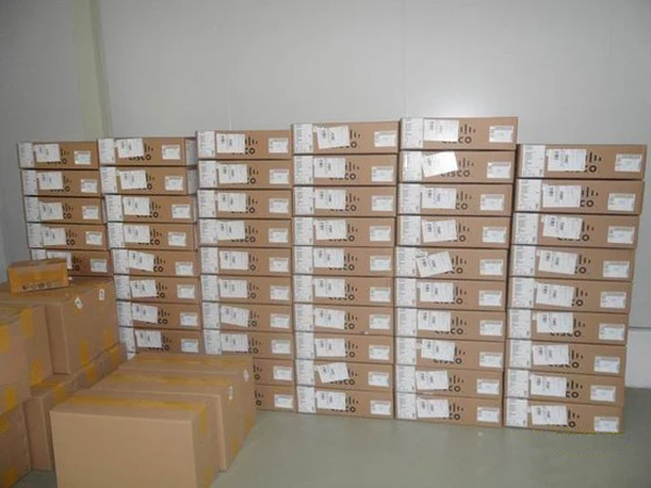 Original CISC2901 Router Voice Bundle UC License PAK Ethernet Router CISC2901-V/K9