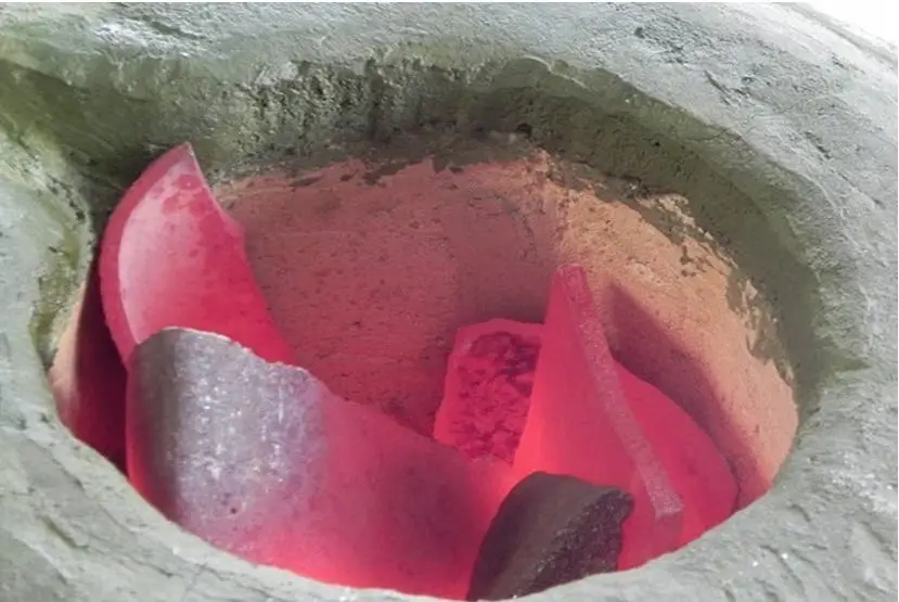Gold melting furnace With crucible smelting of Brass, copper, silver, gold steel stainless steel Aluminum  furnace
