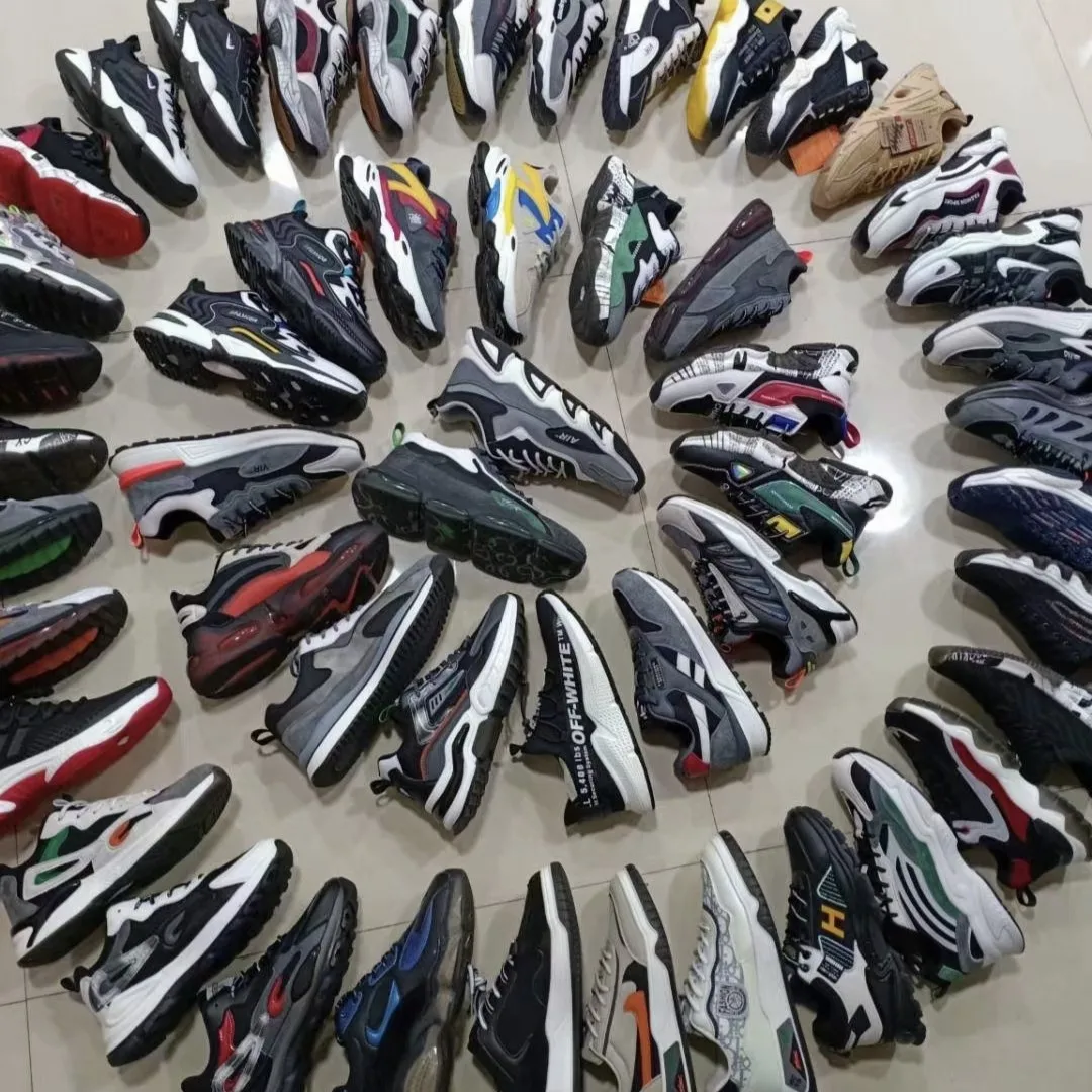 shoes stock Luxury brand mixed packaging sports shoes used shoes used clothing
