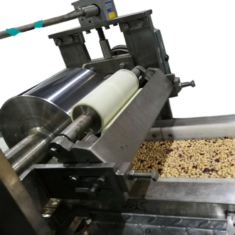 Full-automatic chocolate energy bar machine chocolate cereal bar forming machine