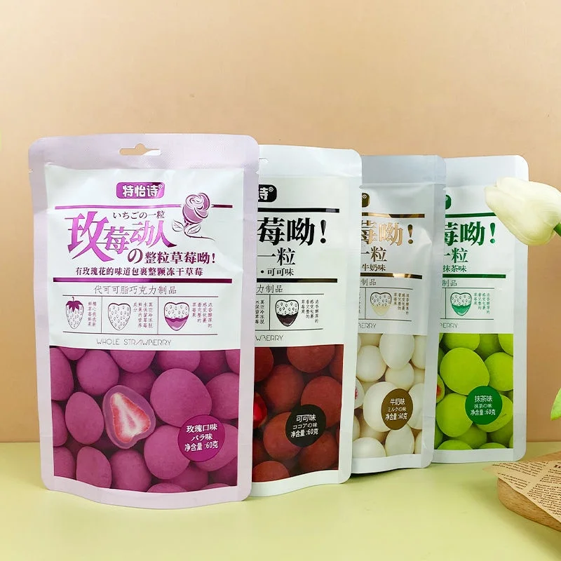 Wholesale Snack Fruit Food Chocolate and Sweets  Whole Strawberry Filling Matcha Cocoa  Balls Freeze Dried Fallow Candy