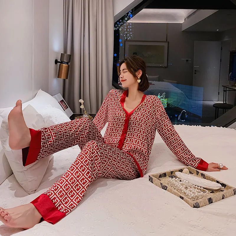 Satin 2 Stuck Damen lose wir Designer Luxus Buchstabe Sanft lange Armel atmungsaktiv dunn Eisseide Pyjama-Set