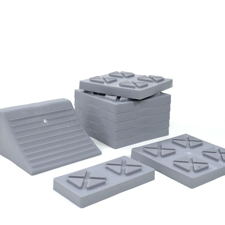 2022 Hot Sale Portable Small Car Vehicle Lift Plastic Leveling Ramp Plastic Truck Ramp