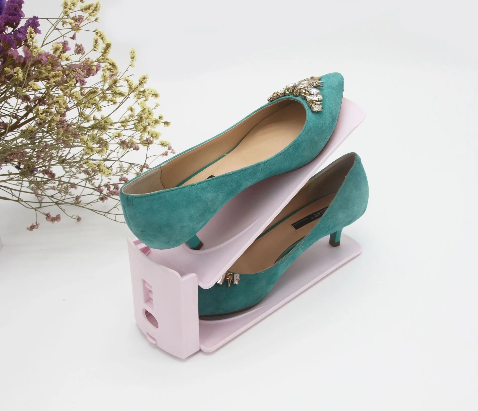 Adjustable plastic shoe rack integrated shoe tray double-layer simple shoe storage rack