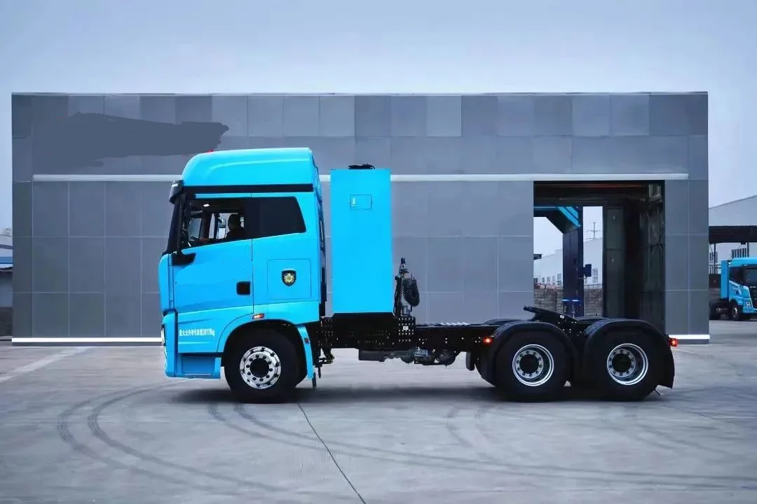 China Top Brand Heavy Duty Tipper Dump Truck/Tractor EV490-20 Truck/Cargo Truck for Sale